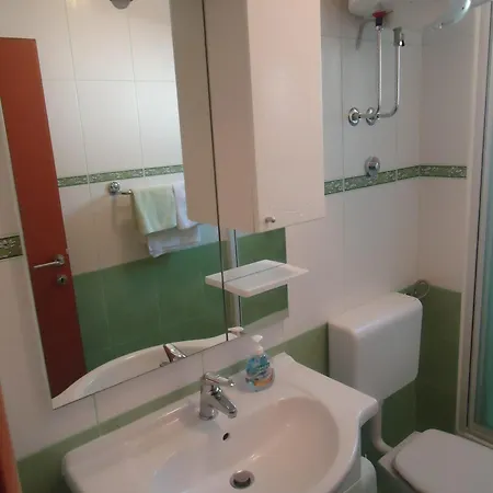 Villa Grgo Apartments Tučepi Extérieur photo