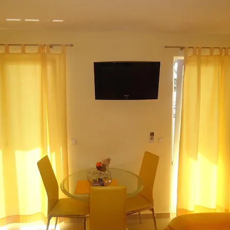 Villa Grgo Apartments Tučepi Extérieur photo