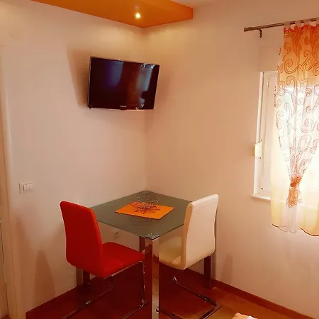 Villa Grgo Apartments Tučepi Extérieur photo